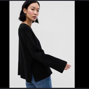 Gap Black Sweater - 24/7 Split-Hem Crewneck Sweater